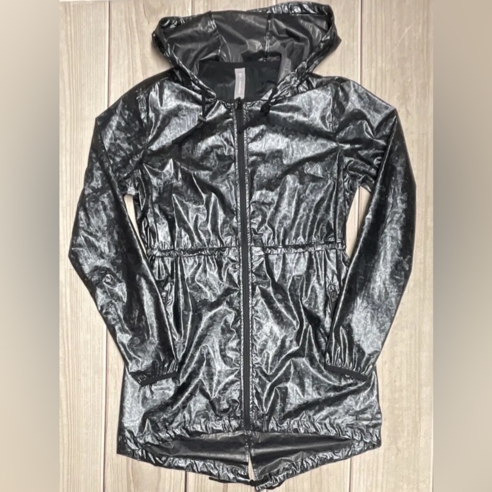 Columbia Women’s Size Small Avenue Hooded Windbreaker Jacket Omni-Wind Mosaic